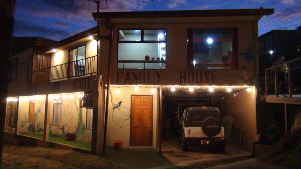 Monteverde Family House Esterno foto
